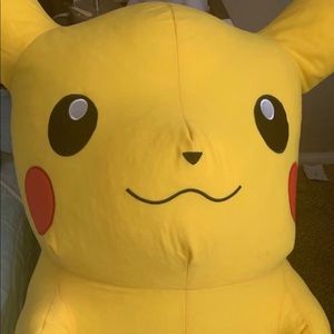 1 meter high Pikachu